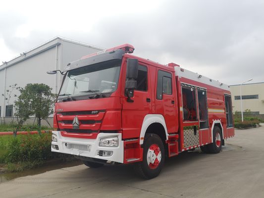 HOWO Dry Powder Fire Truck DCP Foam Combination For Emergency Rescue