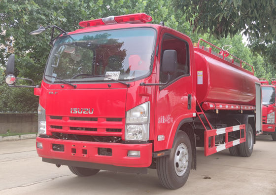 ISUZU 190HP Forest Fire Truck 4x2 Czerwony kolor z 8-tonowym zbiornikiem na wodę
